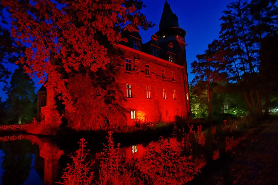 Eventtechnik-Bonn-Beleuchtung-Châteauform'-Schloss-Krickenbeck
