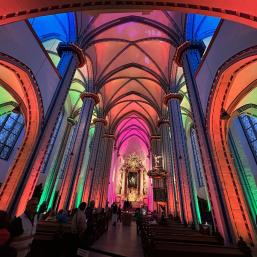 Beleuchtung Namen Jesu Kirche Bonn
